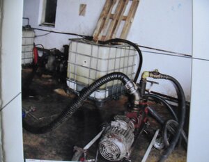 Odbarwiali olej opałowy, nie płacili podatków i prali brudne pieniądze – zorganizowana grupa przestępcza rozbita przez CBŚP