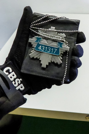policjanci w trakcie realizacji
