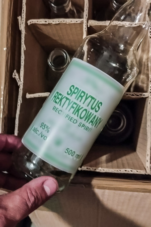 funkcjonariusze w trakcie realizacji