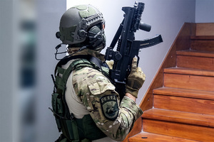 policjanci w trakcie realizacji