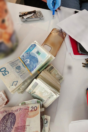 policjanci w trakcie realizacji