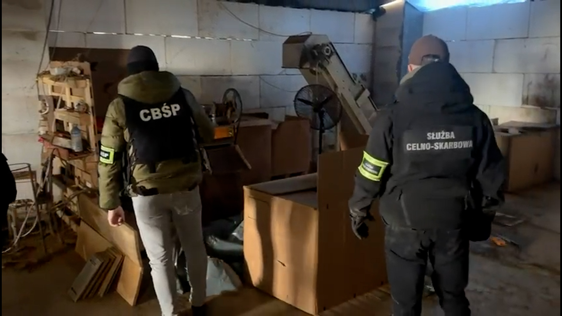 Skuteczna akcja służb w województwie łódzkim. Przejęto ponad 18 ton nielegalnego tytoniu