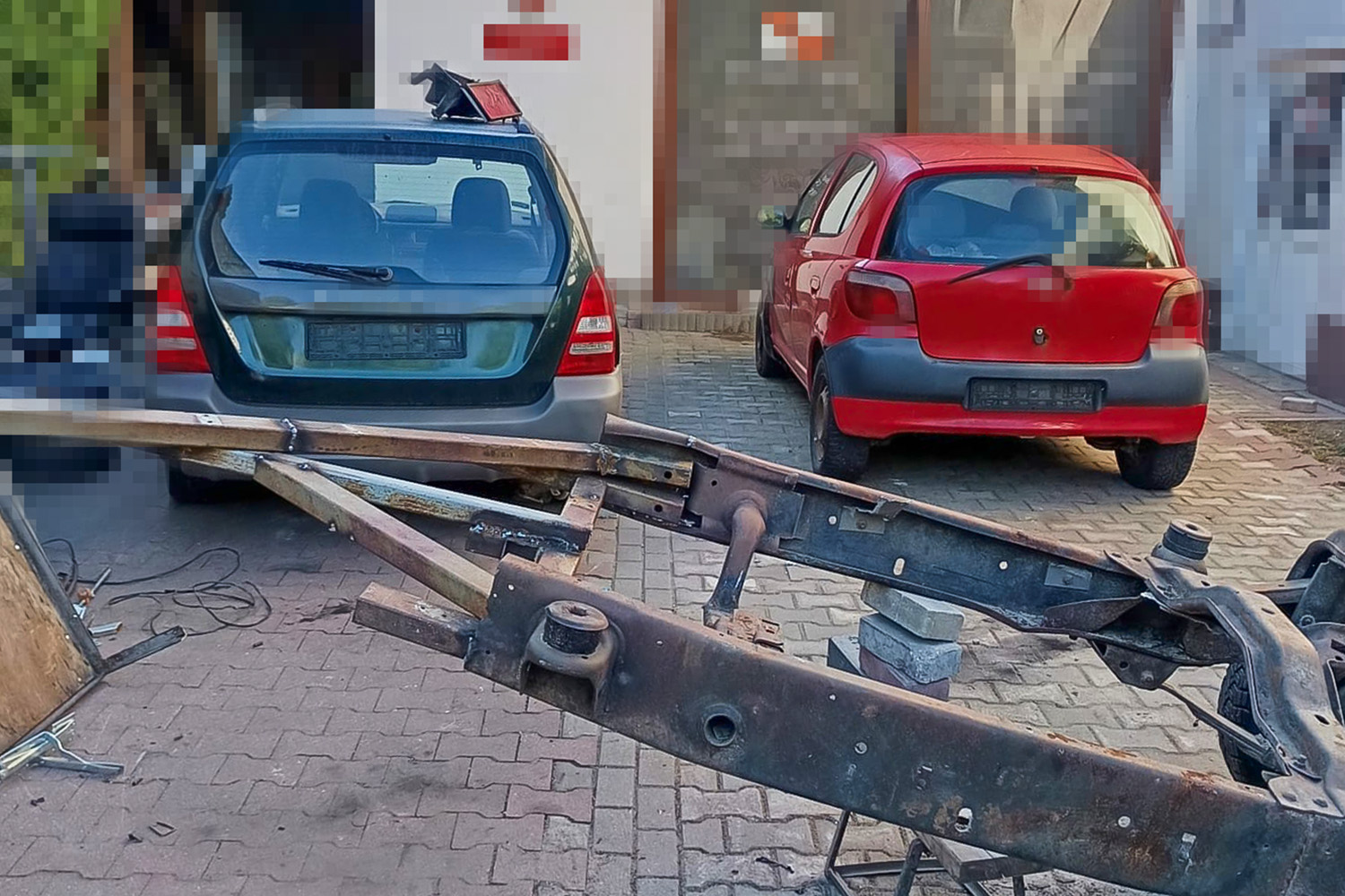 CBŚP uderza w grupę wyłudzającą odszkodowania komunikacyjne